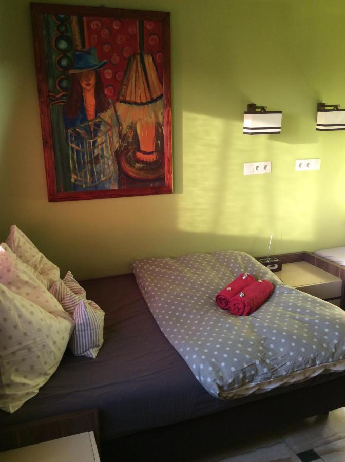 Mika Rooms Raclawicka 144 & Wislicka 3 Studio - Adults Only وارسو المظهر الخارجي الصورة